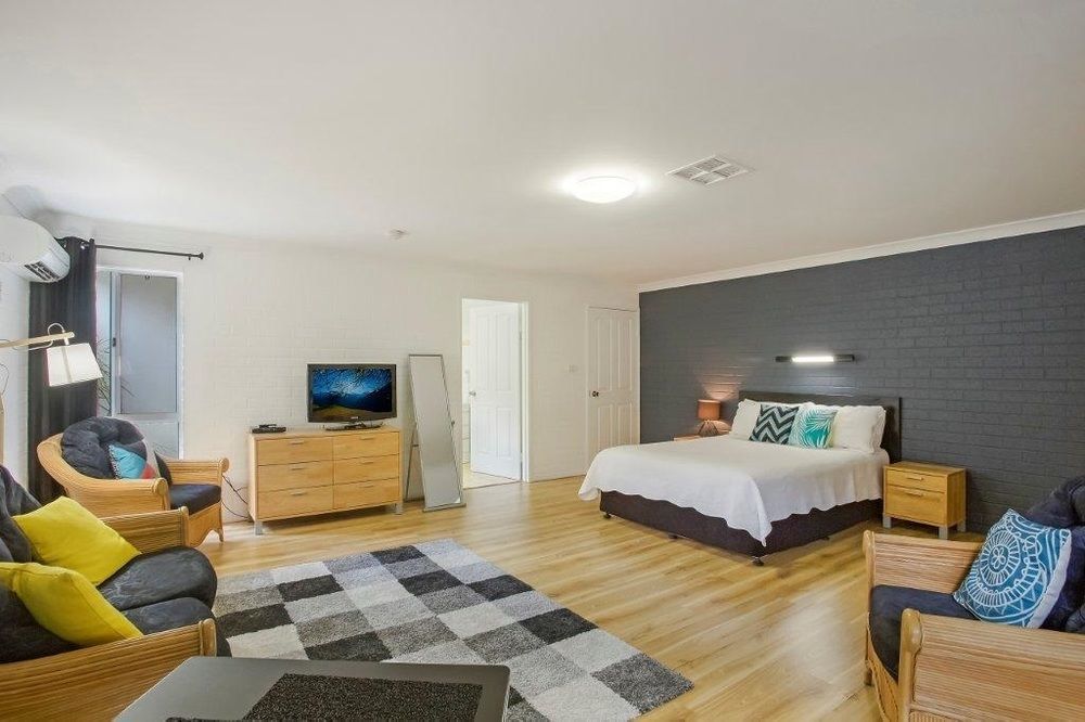 סלמנדר ביי Salamander Beach Accommodation - Adults Only מראה חיצוני תמונה