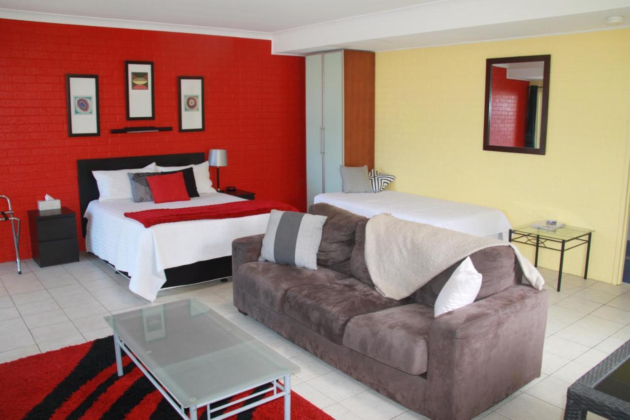 סלמנדר ביי Salamander Beach Accommodation - Adults Only חדר תמונה